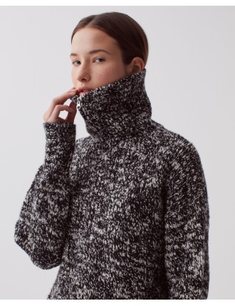 Pull à col camionneur zippé boucle blk white