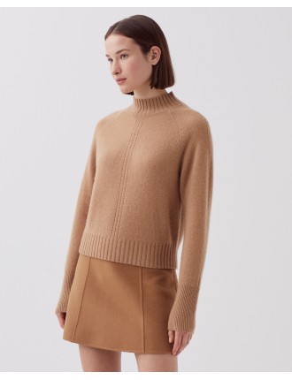 Pull col montant en cachemire camel