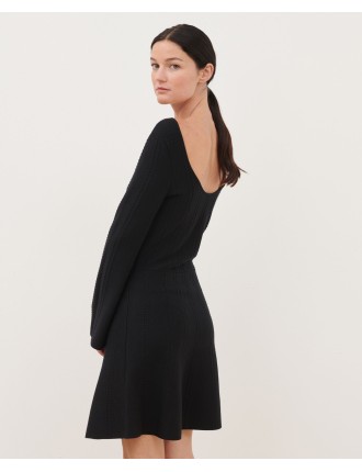 Robe courte en laine mérinos black knit